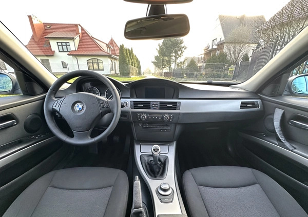 BMW Seria 3 cena 18900 przebieg: 296100, rok produkcji 2007 z Kraków małe 562